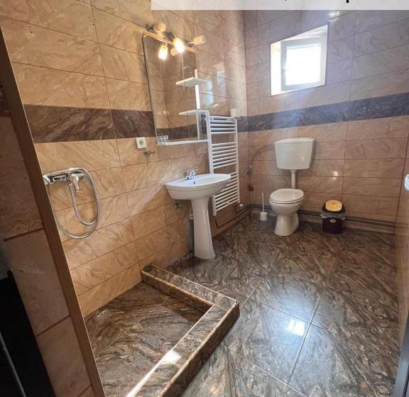 فندق Sinner S Shelby