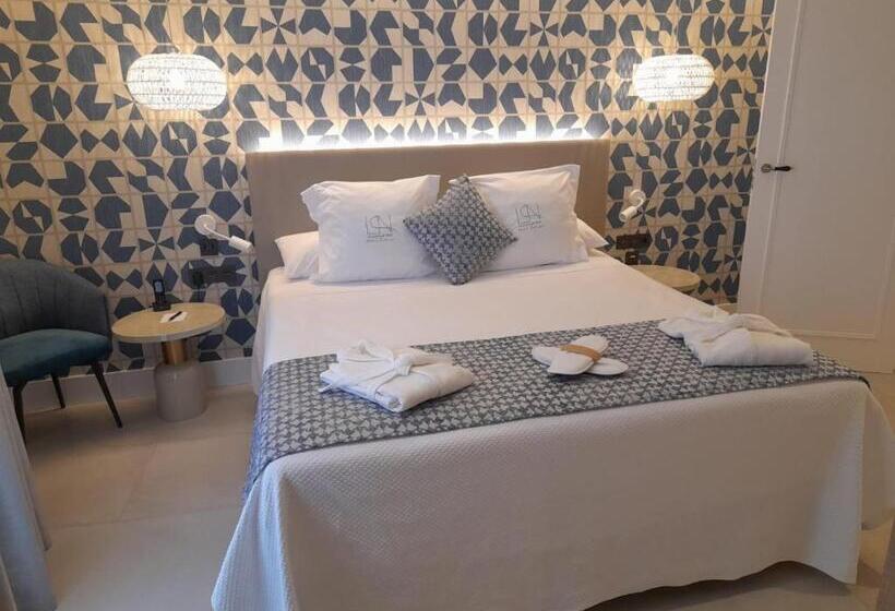 پانسیون La Puerta De Nerja Boutique   Adults Recommended