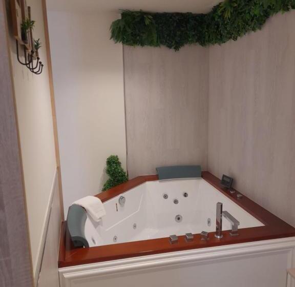 پانسیون La Puerta De Nerja Boutique   Adults Recommended