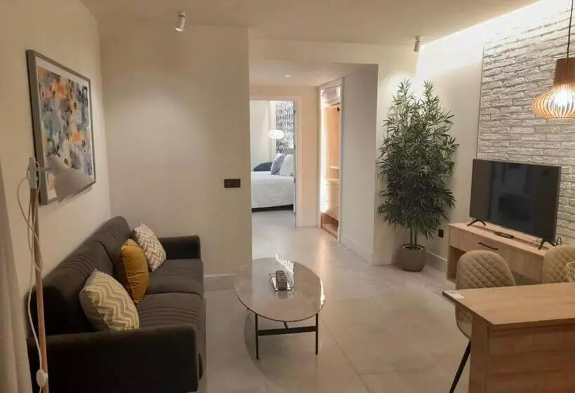 Majatalo La Puerta De Nerja Boutique   Adults Recommended