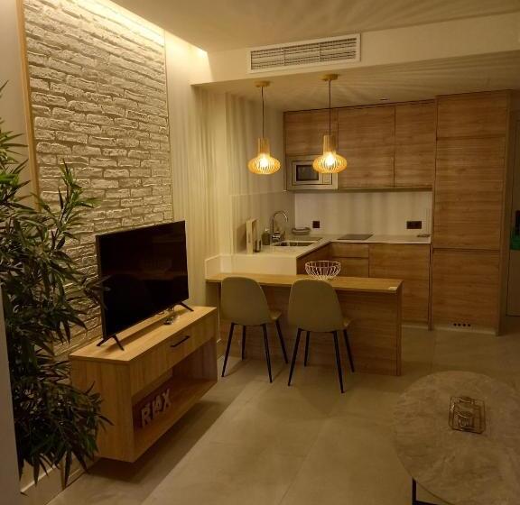 پانسیون La Puerta De Nerja Boutique   Adults Recommended