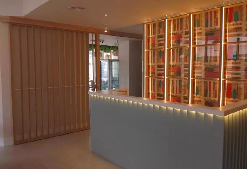 Majatalo La Puerta De Nerja Boutique   Adults Recommended