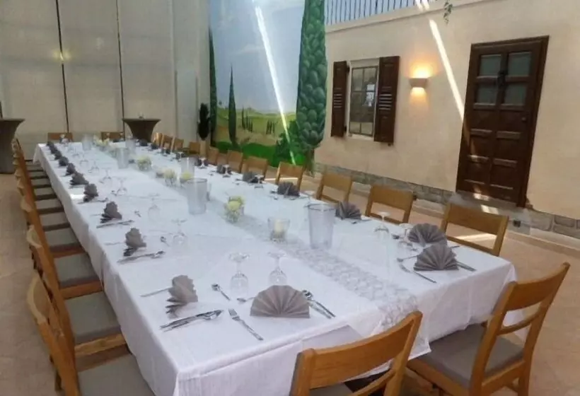 בית מלון כפרי Eurostar