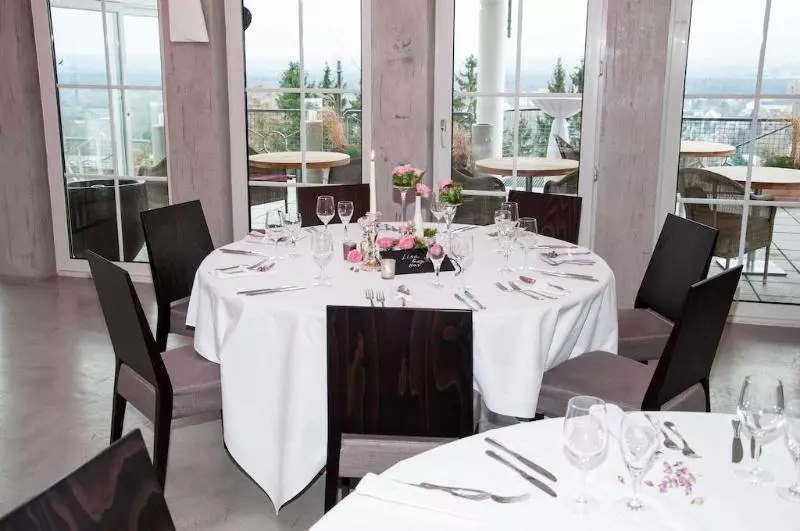 Отель Schöne Aussicht