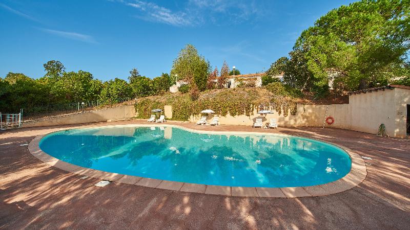 Отель Vacanceole  Residence Lisa Maria