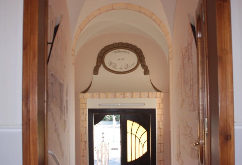 فندق Villa De Baron
