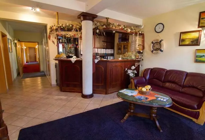 ホテル Zur Kleinen Meerjungfrau