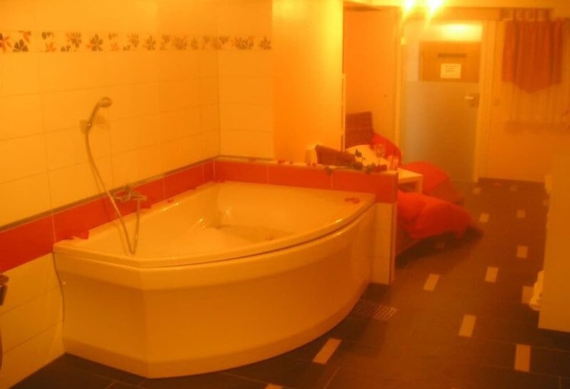 Wellness  Und Spa Hotel Jöckel