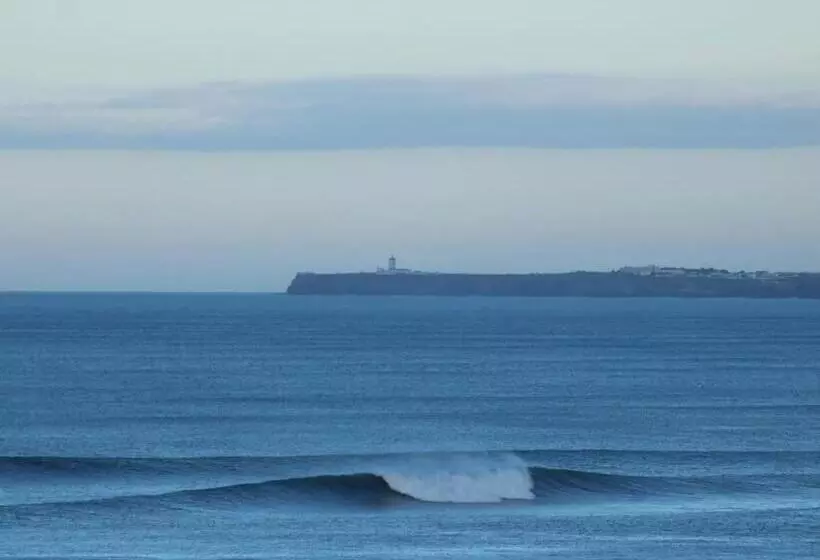 تختخواب و صبحانه Da Silva Surfcamp  3 Bettzimmer Mit Frühstück