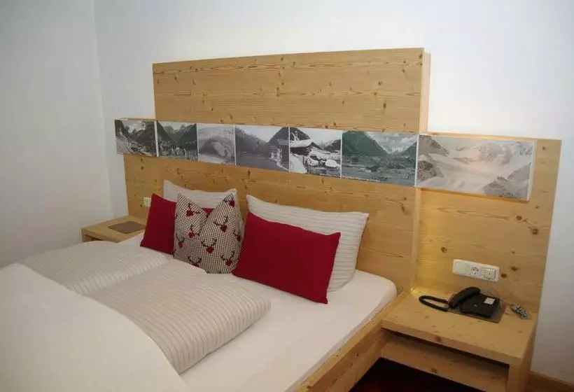 Aamiaismajoitus (B&B) Wohlfühlpension Tirolerhof