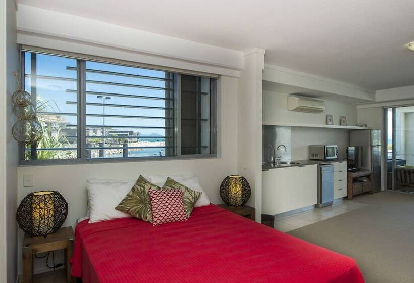 Blue On Blue Superior Studio Room 1241