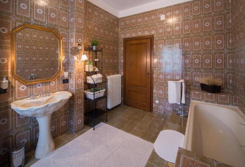 ホテル Casina Pian Di Monetto