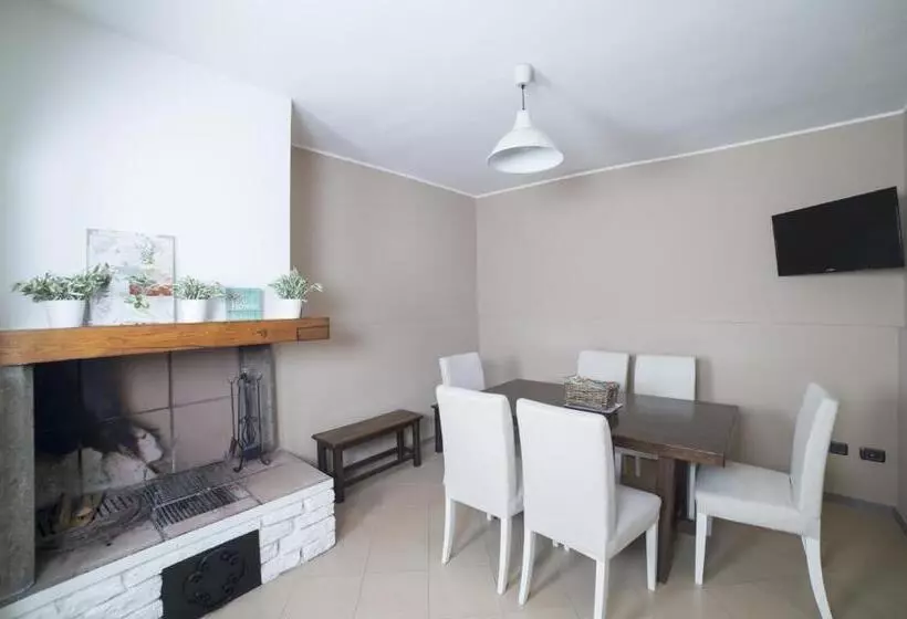 ホテル Casina Pian Di Monetto