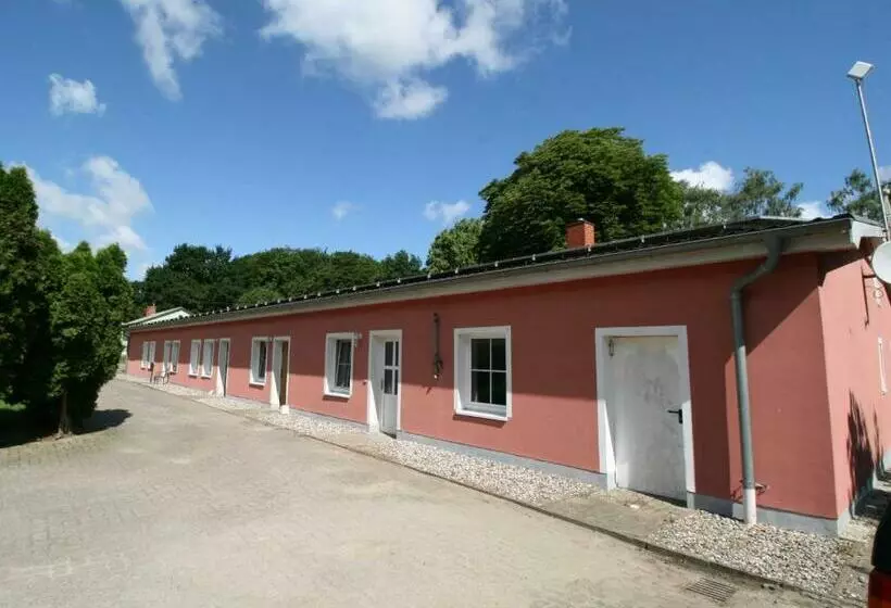 ホテル Ferienwohnung In Alt Karin