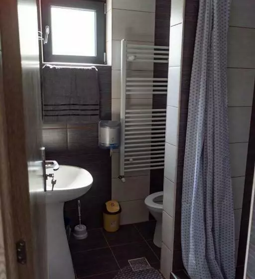 Pensió Apartamente Ambrus E