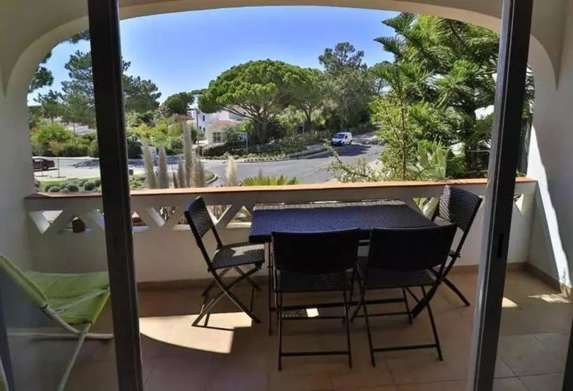 Majatalo Casa Vale Do Lobo 832a   Charming Townhouse Ac Few Minutes Walk From Beach Praca