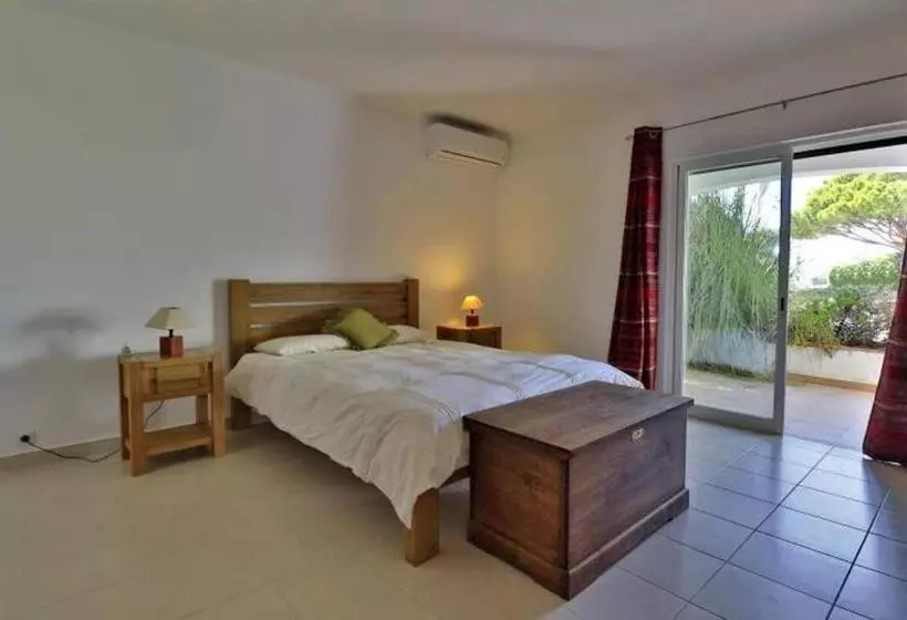 Majatalo Casa Vale Do Lobo 832a   Charming Townhouse Ac Few Minutes Walk From Beach Praca