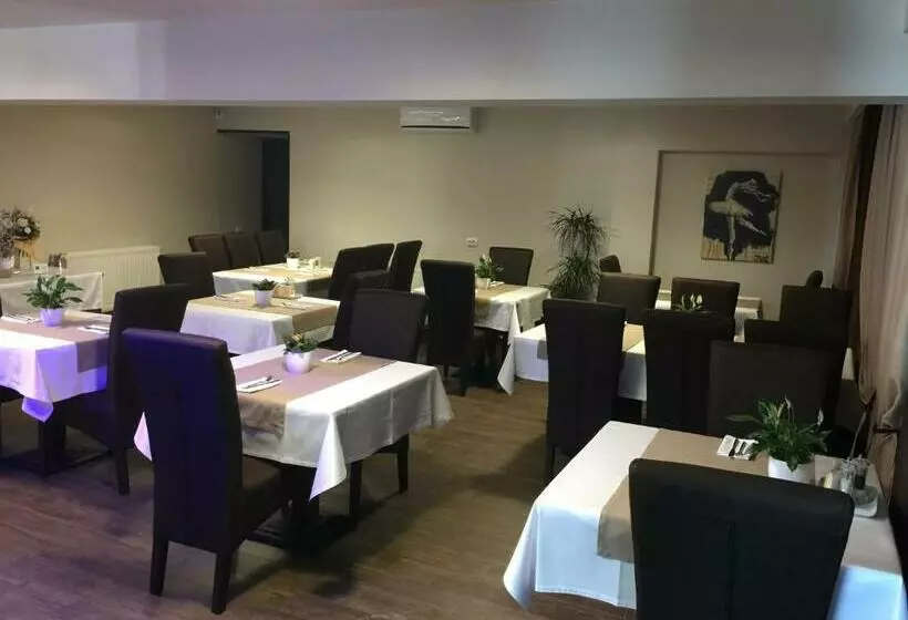 ペンション Gorgeous Villa