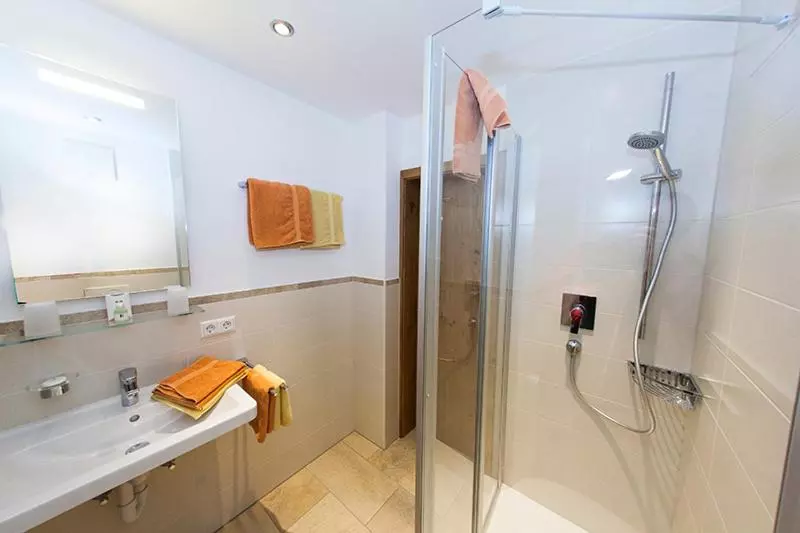 Majatalo Gästehaus Zum Wurm