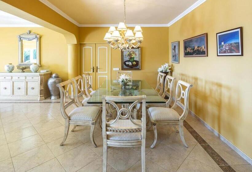 بنسيون Villa Vale De Lapa Amazing Sea Views Heated Swimming Pool Jacuzzi Ac   Stunning House