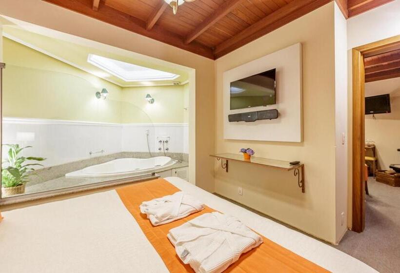 Tri Hotel Le Chateau