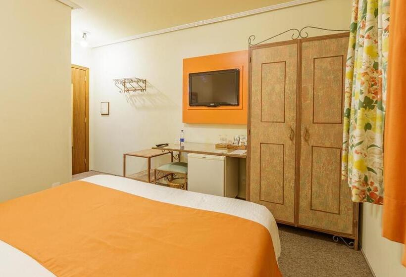 Tri Hotel Le Chateau