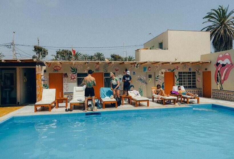 Viajero Paracas Hostel