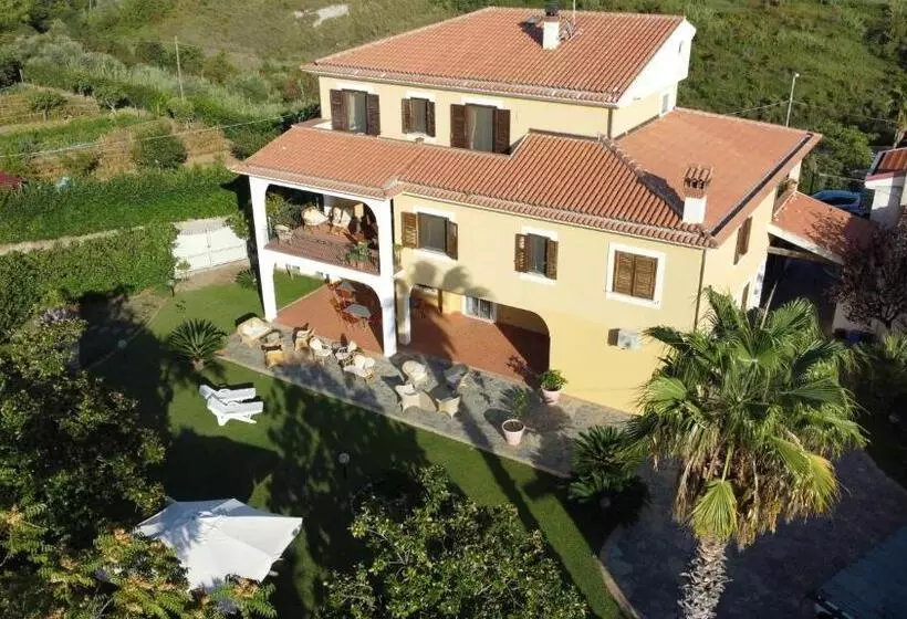 Aamiaismajoitus (B&B) Palazzo Del Miglio