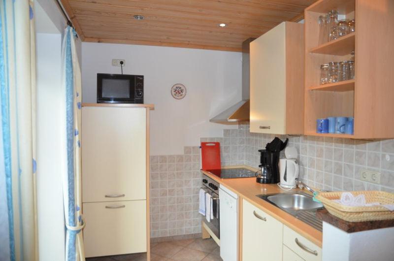 Hotelli Ferienwohnungen Oberthannlehen