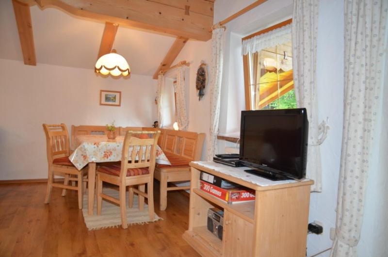 Hotelli Ferienwohnungen Oberthannlehen