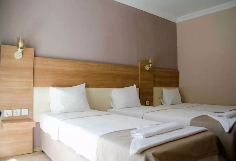 ホテル Serenita Beach