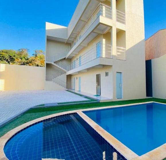 פנסיון Pousada Life