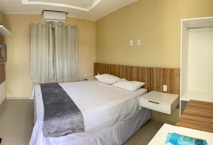 פנסיון Pousada Life