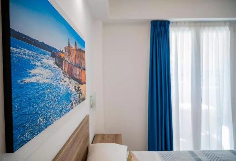 White Apartments & Spa