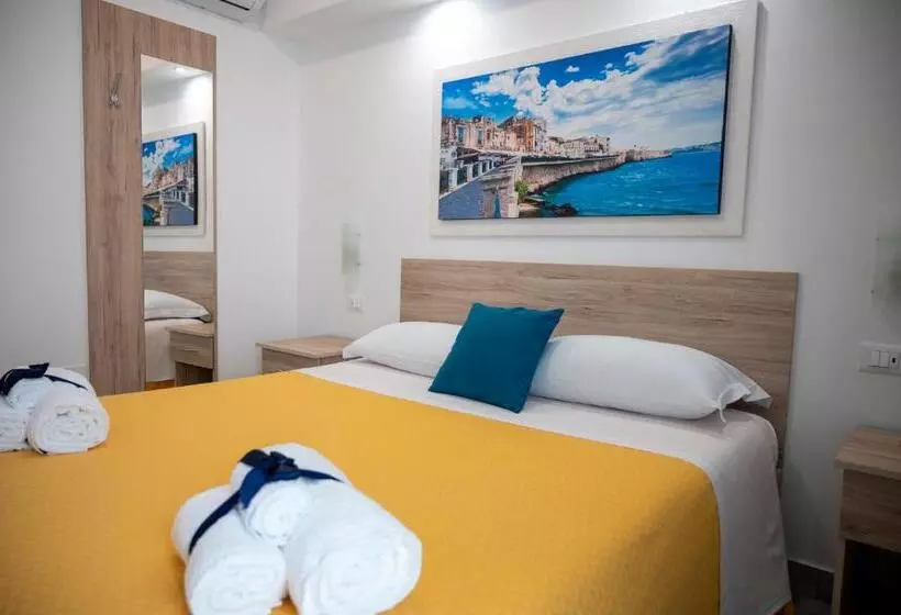 White Apartments & Spa