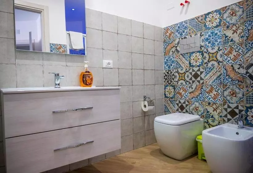 White Apartments & Spa