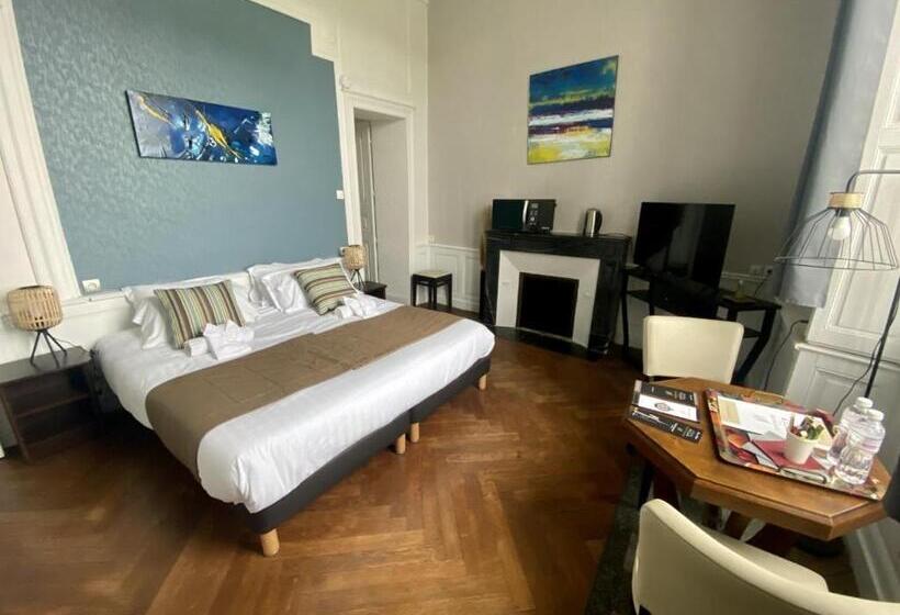 ホテル Hôtel Particulier Château Des Marais Proximité Et Vue Sur Le Lac De Grand Lieu