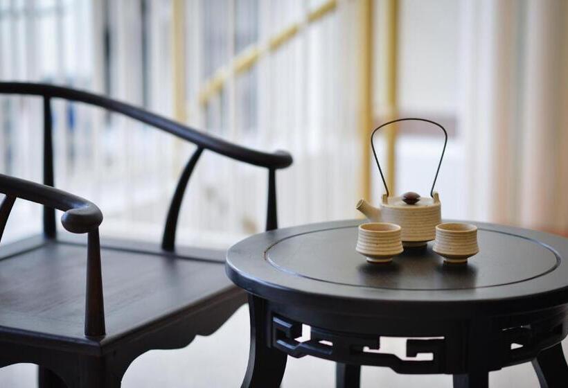 هتل Old Thai Heng