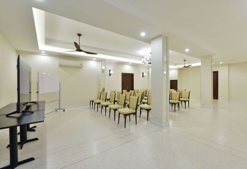 هتل Old Thai Heng