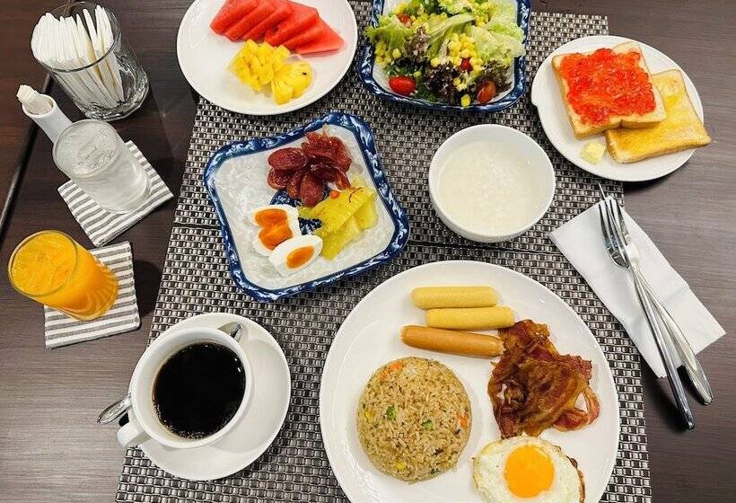 هتل Old Thai Heng