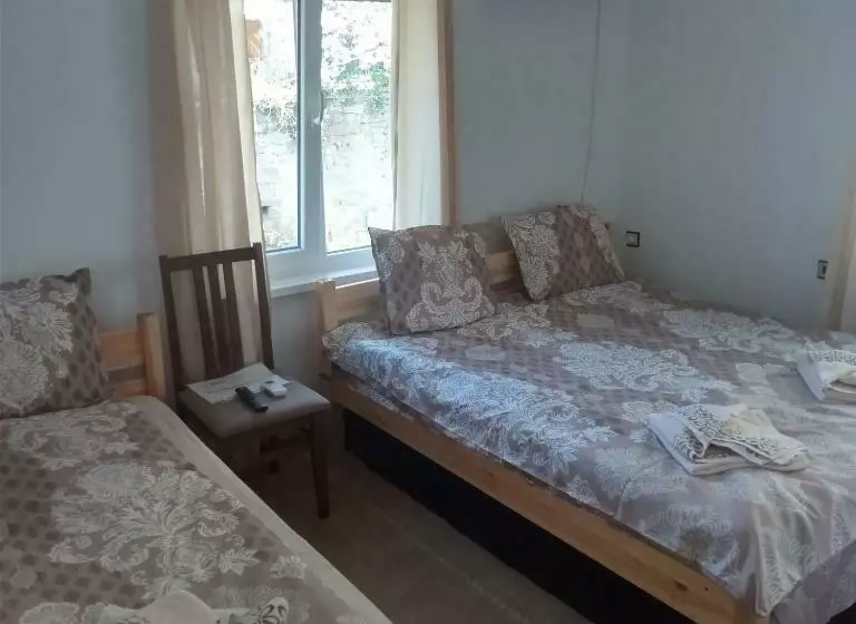 پانسیون Mercury Guest House