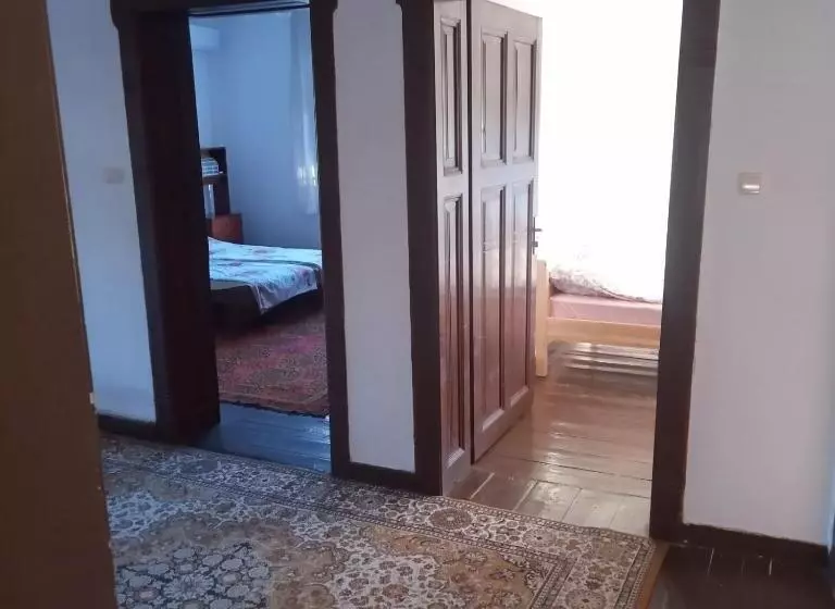 پانسیون Mercury Guest House