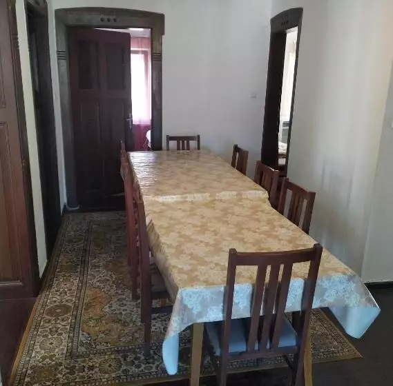 پانسیون Mercury Guest House