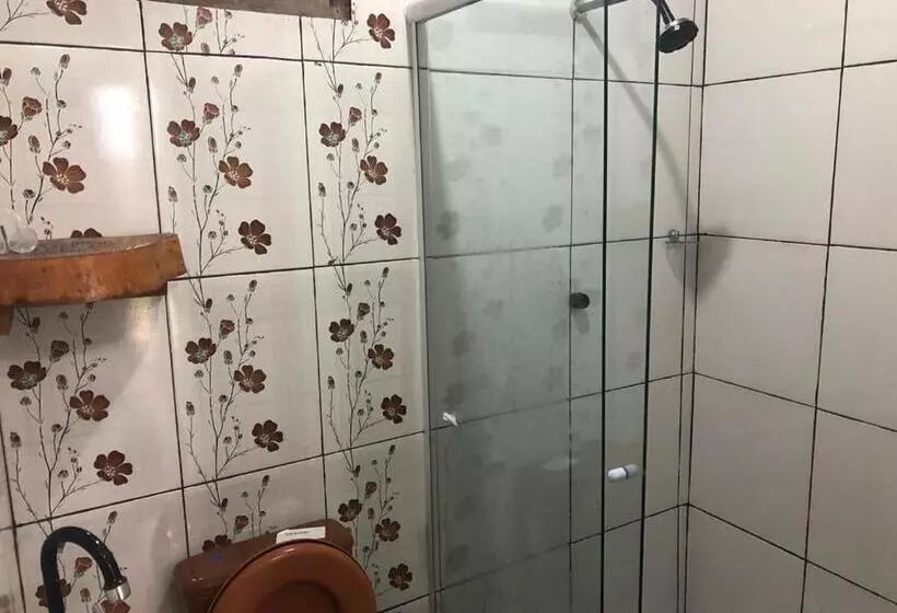 ペンション Paraiso Dos Reis
