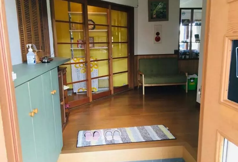 Majatalo Radish House