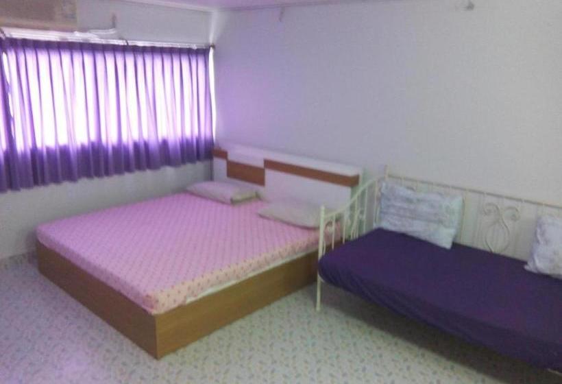 پانسیون Room In Guest Room   Chan Kim Don Mueang Guest House, Free Parking Space And Free Wifi