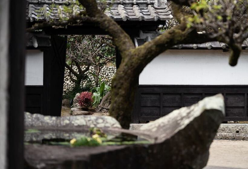 ریوکان Nazuna Obi Onsen Resort