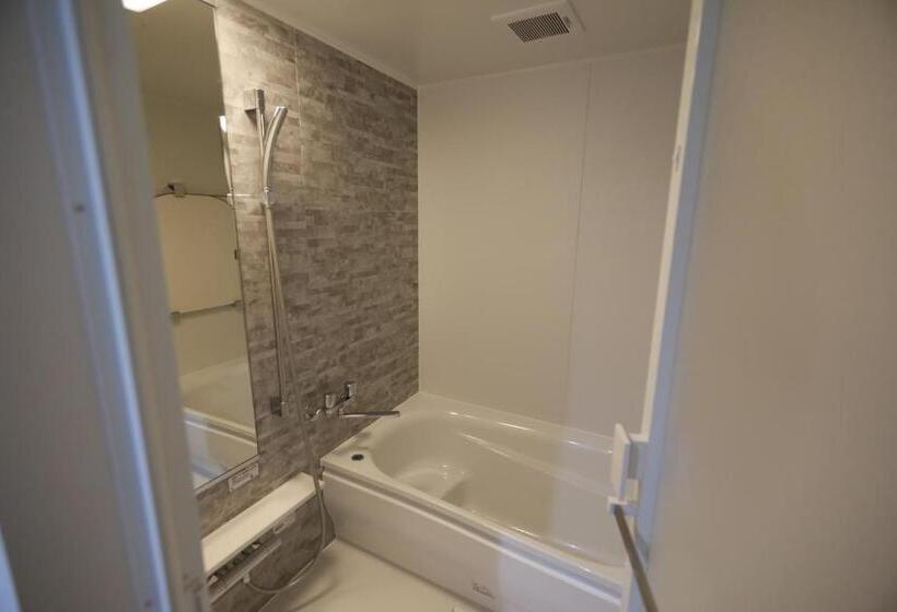 コンドミニアムharu 那覇県庁前 201