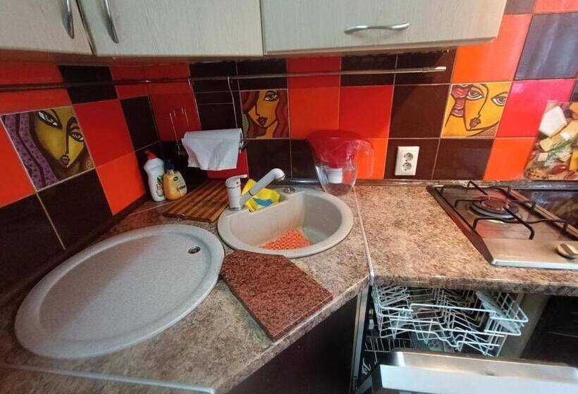 Отель апартаменти без відключень світла світло вода є цілодобово крес фрунзе