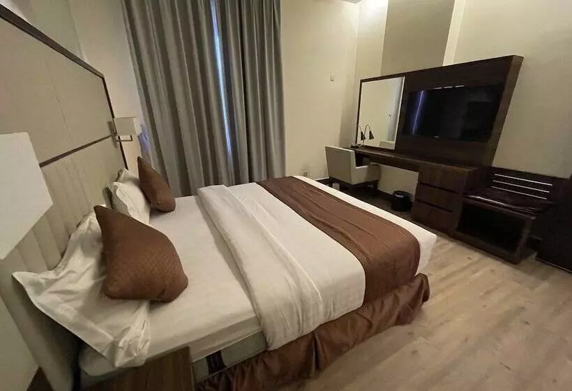 هتل شقة فاخرة بالخبر حي الحمراء